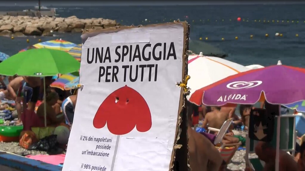 Spiagge negate a Napoli