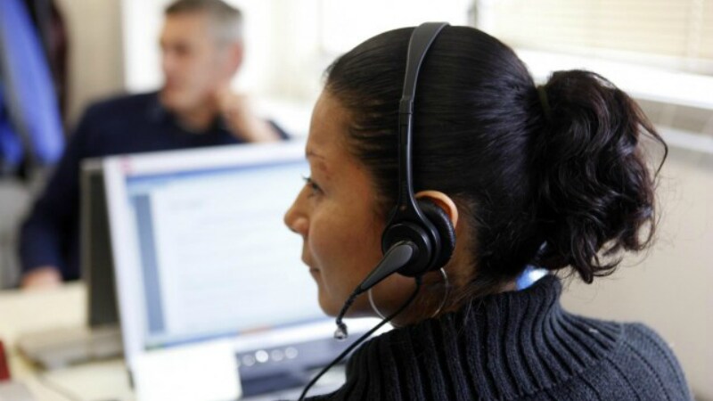 C’è una norma del documento del ministro Passera che non piacerà a quanti si occupano di “attività di vendita diretta di beni e servizi realizzata attraverso call center outbound”. Lavoreranno sempre con contratti a progetto.