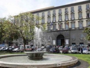 Comune di Napoli: 2 miliardi di debito, arrivano gli ispettori del governo