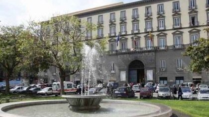 Comune di Napoli: 2 miliardi di debito, arrivano gli ispettori del governo