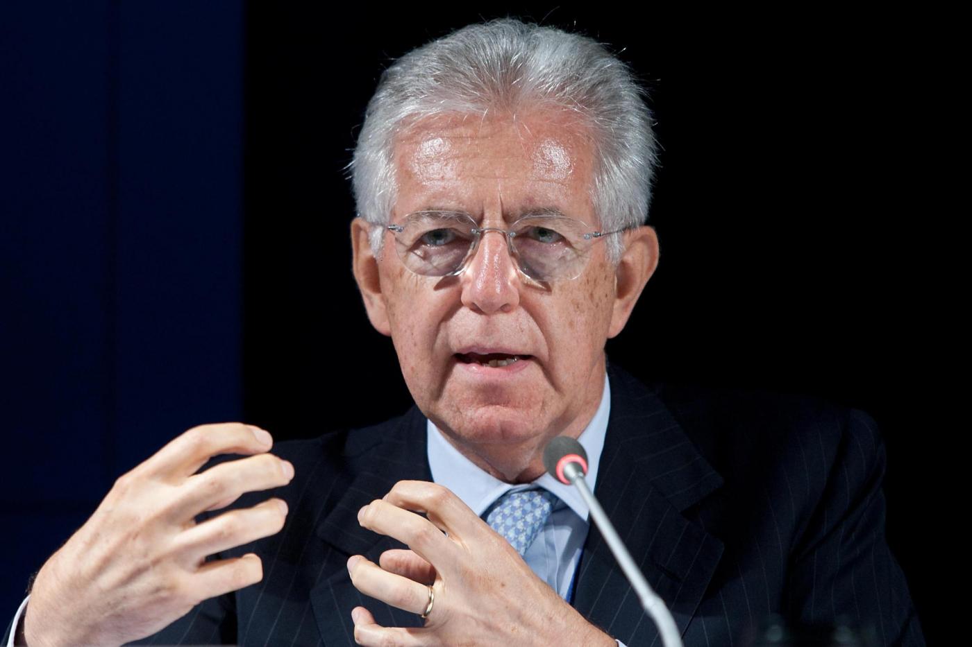 Monti: “Impossibile che in Italia non ci sia un leader da eleggere"