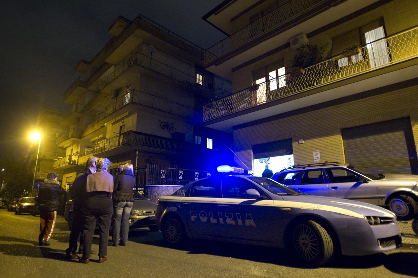 Insultato e picchiato perché gay