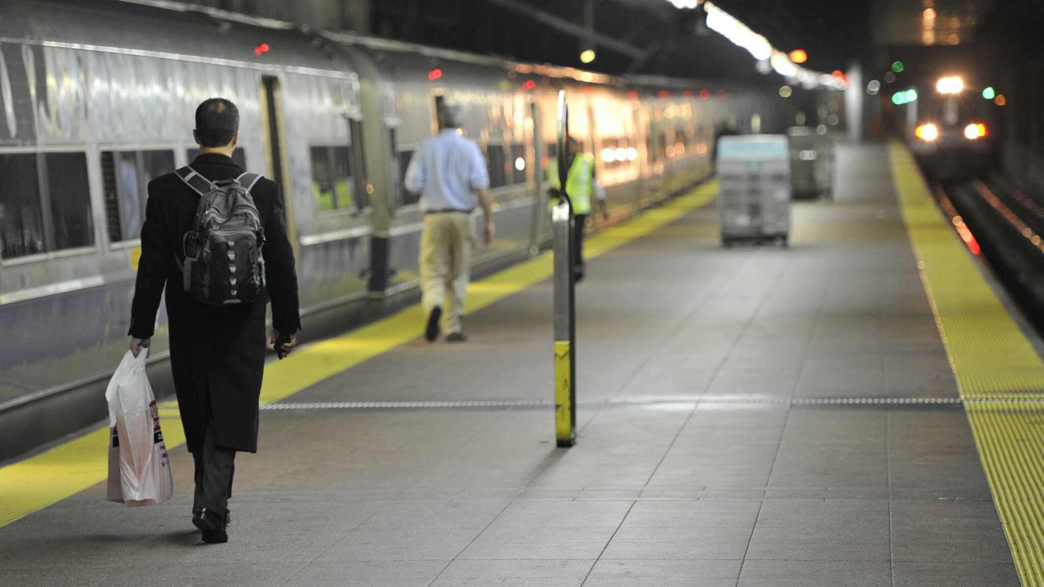 È stata arrestata e ha confessato Erika Menendez, 31enne spagnola, che ha provocato la morte di un uomo nella metropolitana di New York. Perché l’ha fatto? Alla polizia ha detto che odia i musulmani e gli induisti.