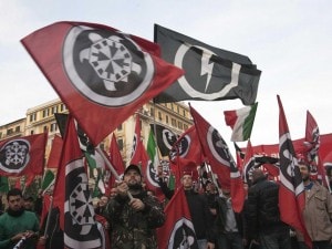 Condanna storica per Casapound: 12 militanti colpevoli per riorganizzazione del partito fascista