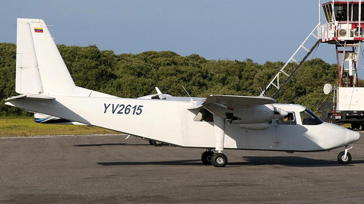 Le ricerche dell’aereo scomparso al largo di Los Roques proseguono nonostante le condizioni meteorologiche non favorevoli. Gli inquirenti escludono il sequestro e pensano che il velivolo possa essere precipitato.