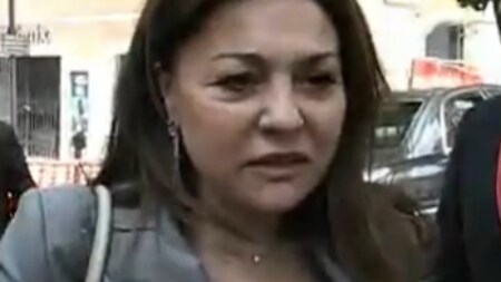 Il prefetto delle finte lacrime davanti alle macerie dell’Aquila prova a spiegare quell’intercettazione choc che ha indignato la città del terremoto ma non solo. “Avevo paura e al telefono con un amico ho avuto una reazione emotiva”.