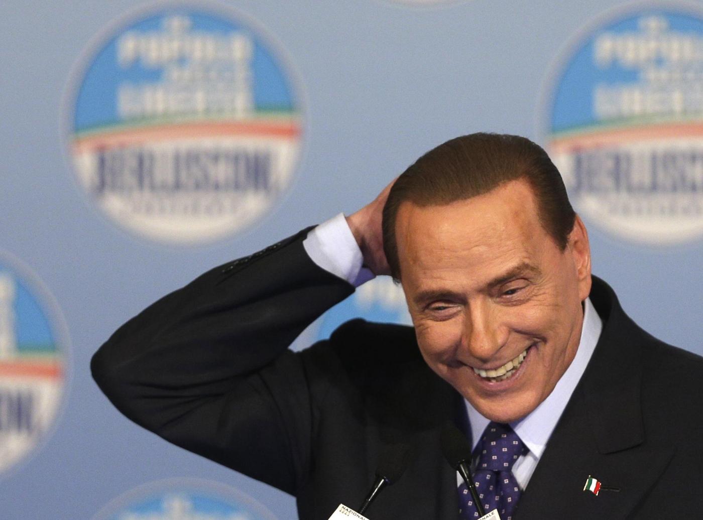 Berlusconi lancia il Team della Rimonta con una nuova arma la catena