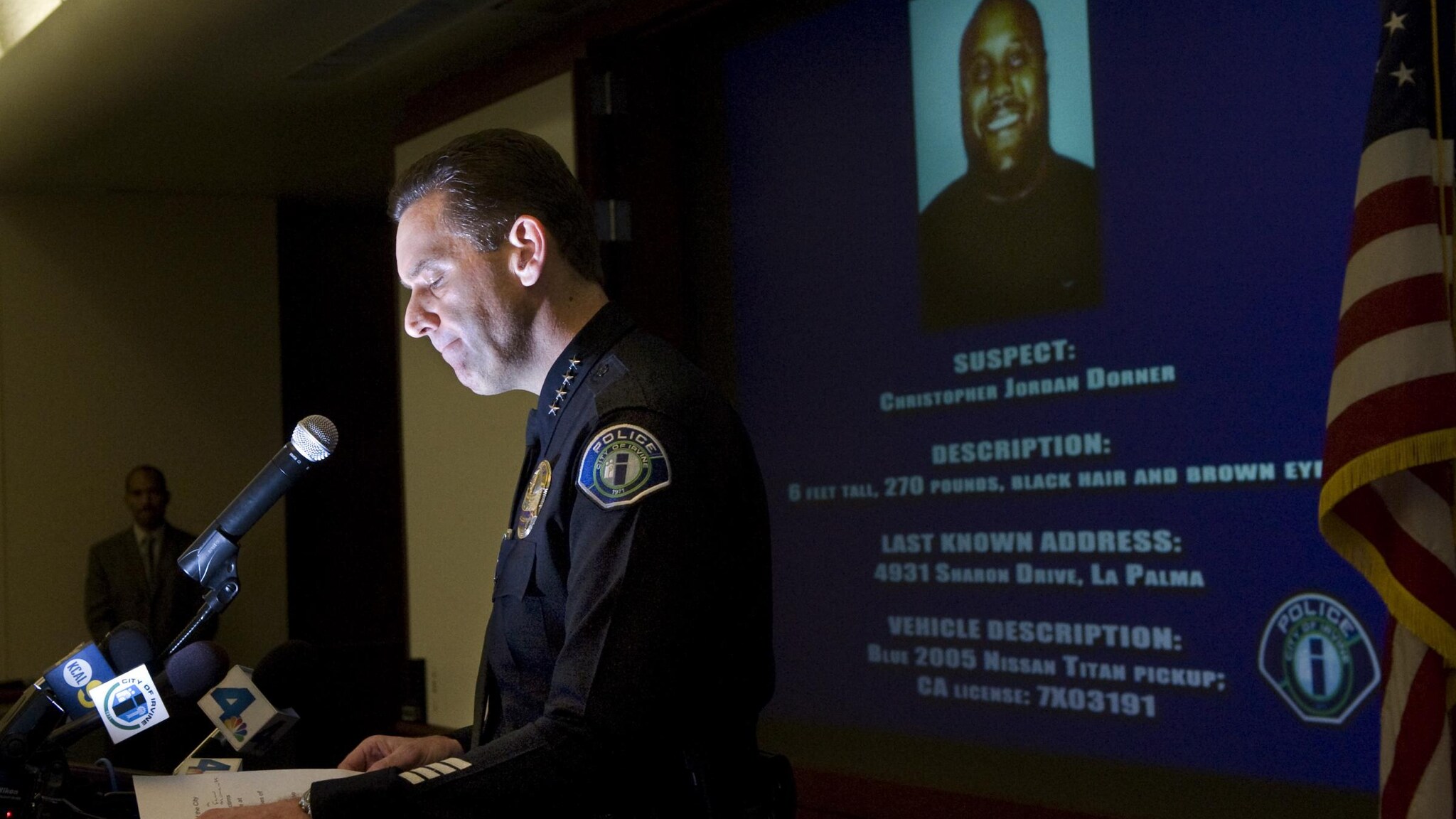 A Los Angeles un ex agente della polizia, Christopher Jordan Dorner, è ricercato per aver ucciso un poliziotto e averne ferito in modo grave un altro. L’aggressione è avvenuta questa notte quando gli agenti erano di pattuglia a Riverside.