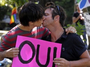 ARGENTINA-FRANCE-GAY-MARRIAGE-DEMO