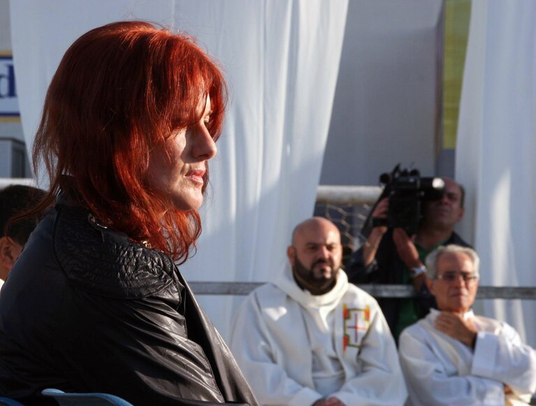 Concetta Serrano ha commentato le richieste di condanna della Procura nei confronti degli imputati, tra cui sua sorella e sua nipote, nel processo della morte di sua figlia Sarah. È stato il “processo delle menzogne” secondo la donna, chi ha mentito deve pagare.