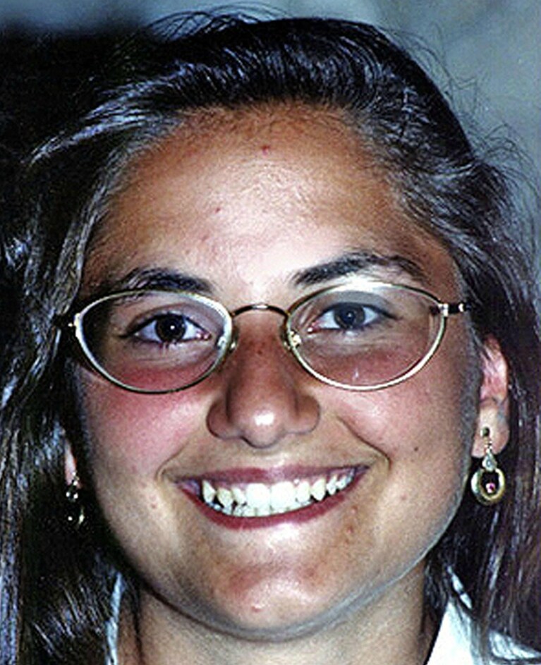 Danilo Restivo, condannato in primo grado per l’omicidio di Elisa Claps a 30 anni, da ieri è atterrato in Italia per poter assistere al prossimo processo dinanzi alla corte d’Assise d’Appello di Salerno. In aula ci sarà anche la famiglia della studentessa uccisa.