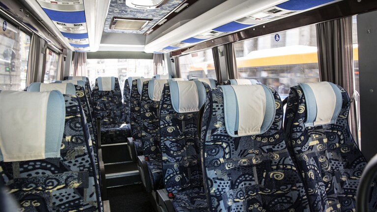 il bus dell'arte restituzioni di napoli