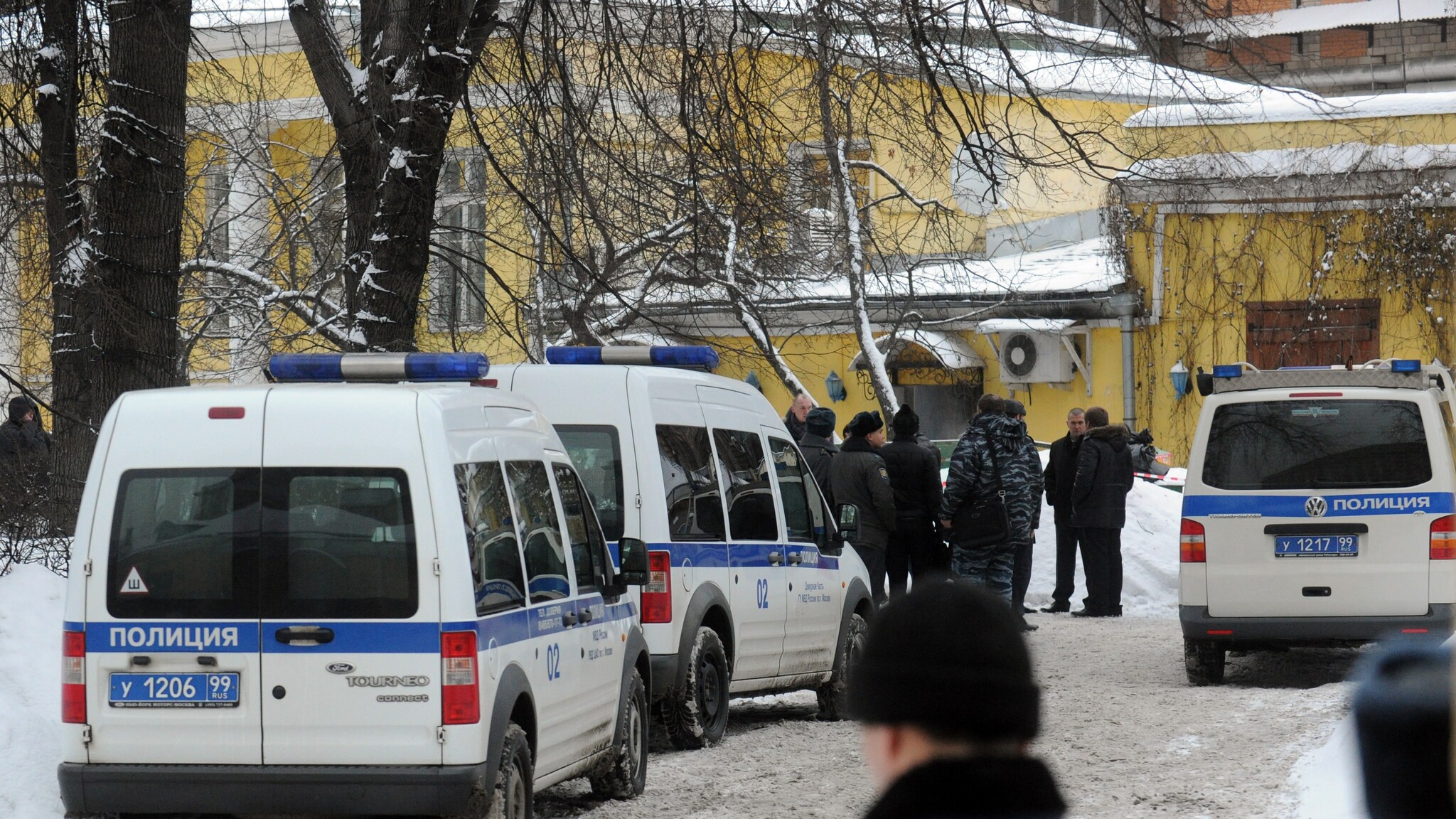 L’orribile delitto è avvenuto 5 anni fa ma solo ora i corpicini di due gemelli sono stati ritrovati. La madre li aveva uccisi e nascosti in un congelatore del negozio in cui lavorava.