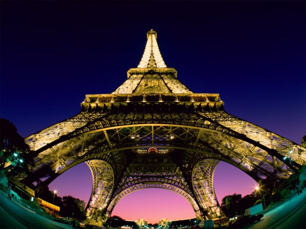 La Torre Eiffel (*)