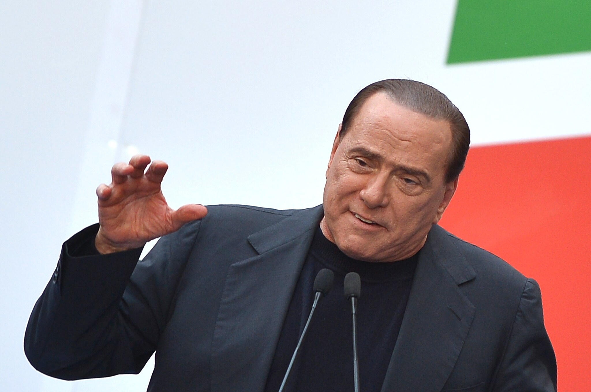 Berlusconi comizio Forza Italia