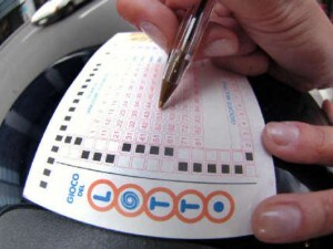 Lotto, SuperEnalotto e 10eLotto serale: le estrazioni di oggi, giovedì 16 gennaio 2020
