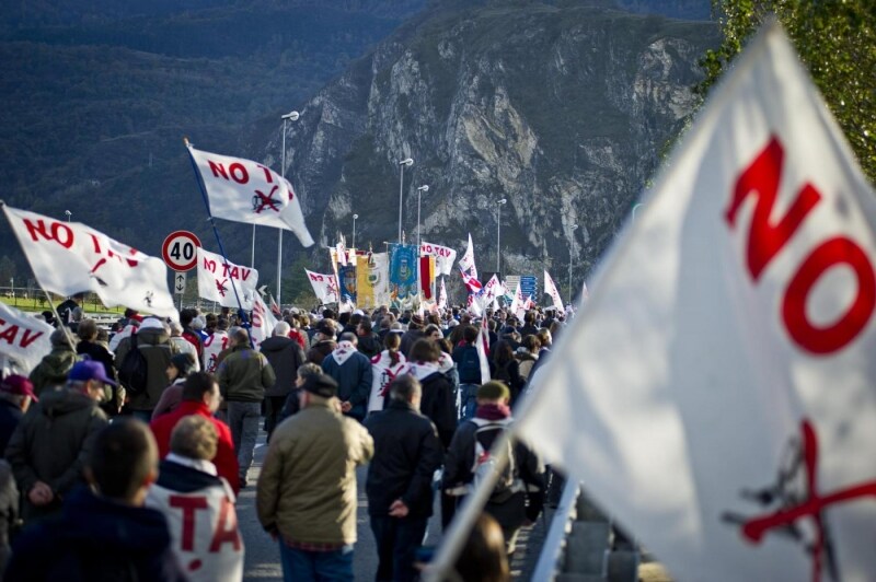 No Tav, le immagini della marcia