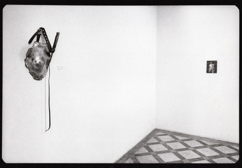 Vettor Pisani, L’androgino (carne umana e oro), 1972