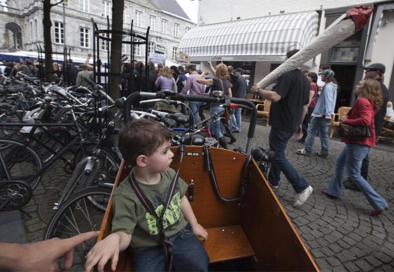 Un bambino inconsapevole protagonista del Sì alla Ganja