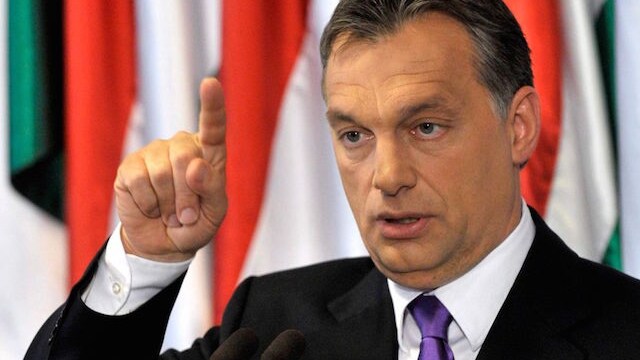 Viktor Orban tassa su internet