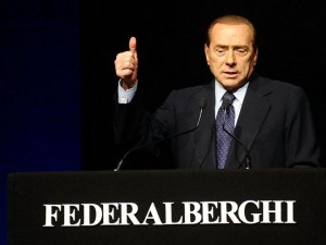 Silvio Berlusconi a Feralberghi incoraggia il turismo interno