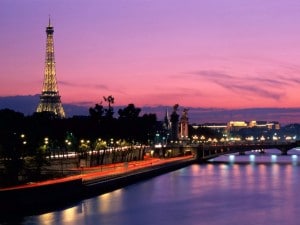 Parigi di notte