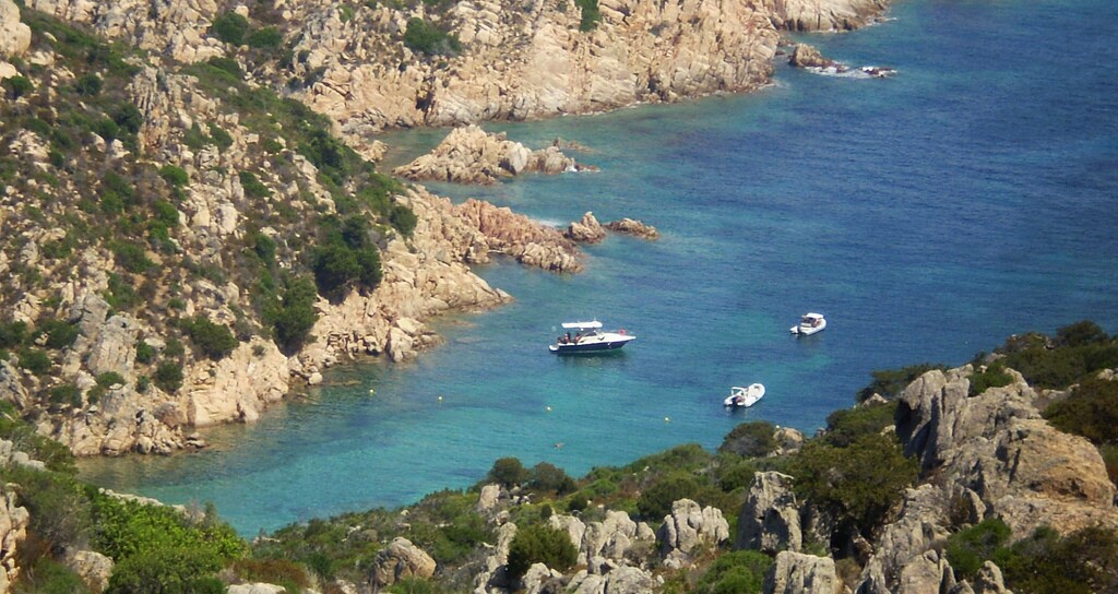 Caprera, paradiso dei turisti