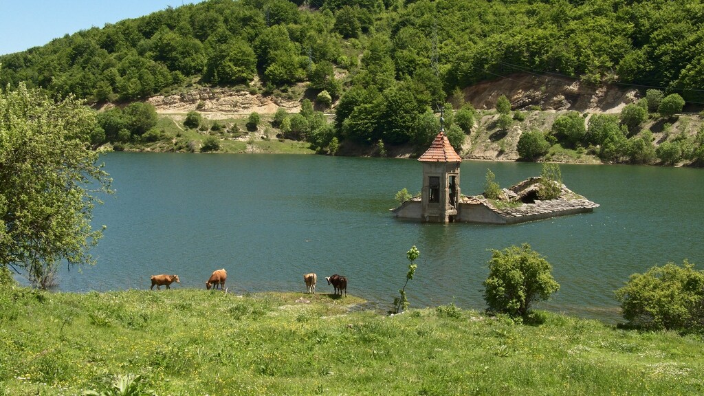 Chiese sommerse nel mondo