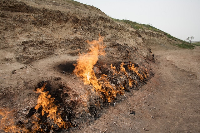 Yanar Dag, Azerbaigiàn