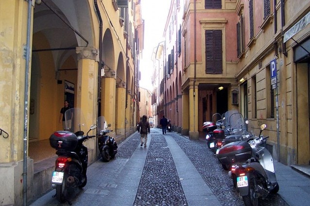 Via del Pratello a Bologna
