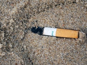 Verso una spiaggia senza fumo.