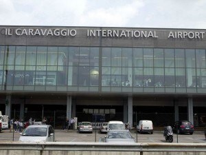 L'ingresso dell'aeroporto di Orio al Serio.