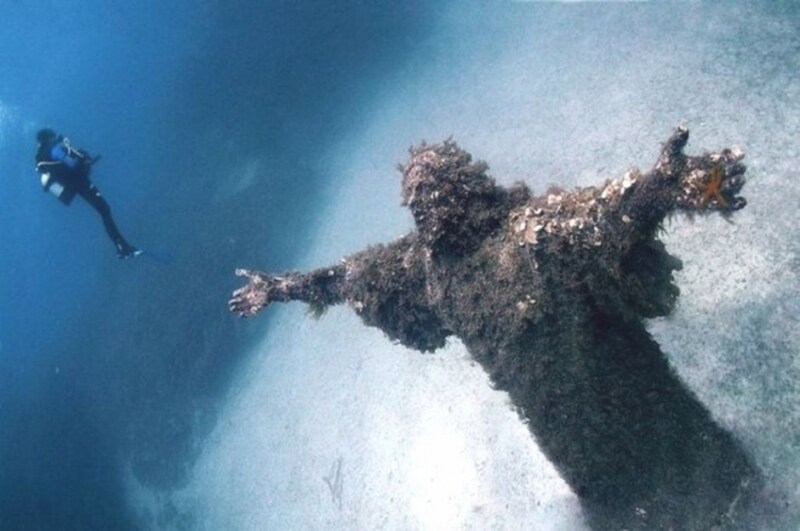 Il Cristo abbandonato di San Fruttuoso (Italia)