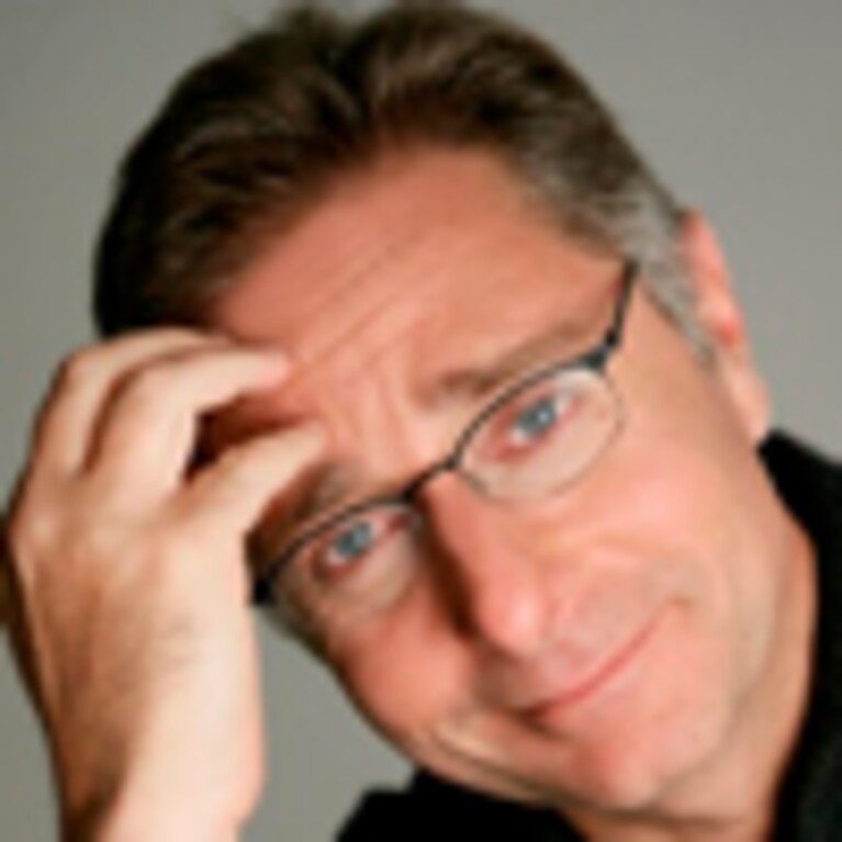 Paolo Bonolis con avanti un altro