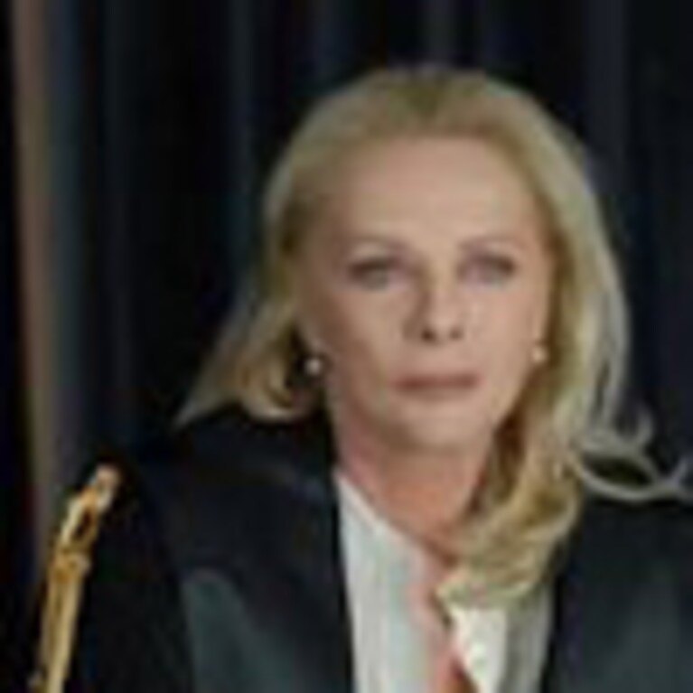 la donna che ritorna su rai 1