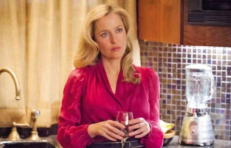 gillian anderson 1x08