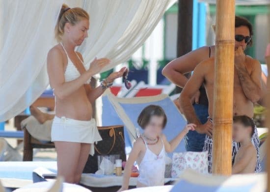Federica Panicucci e Mario Fargetta al mare