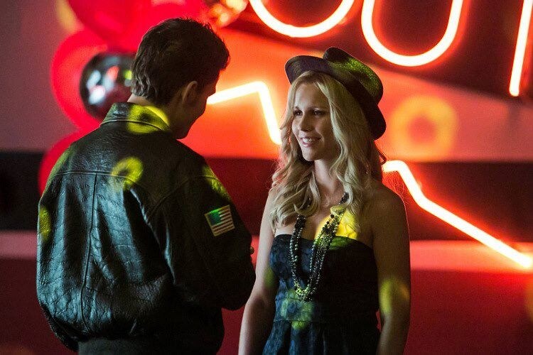 Stefan-Salvatore-e-rebekah-mikaelson-nell\'ep-4x12