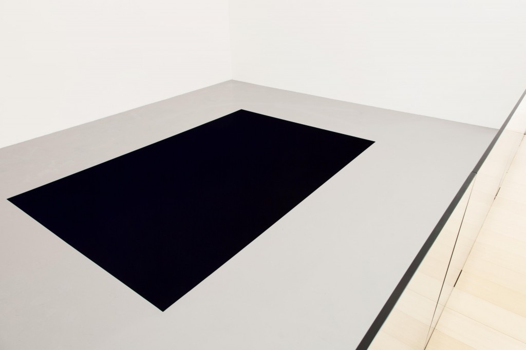 The Dark Brother di Anish Kapoor a MADRE di Napoli