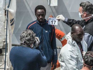 img-migranti-blocco