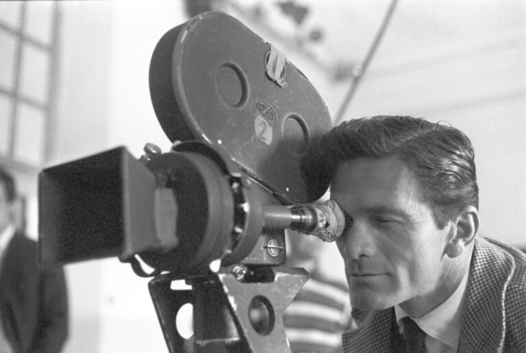Pier Paolo Pasolini durante le riprese di "Accattone", 1961