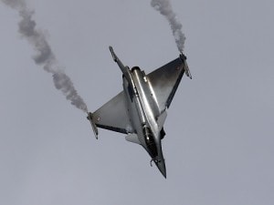 Un caccia francese Rafele in azione