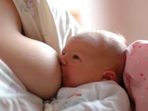 Allattare è concesso anche agli Uffizi, grazie all’iniziativa di UNICEF