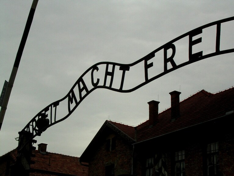 Arbeit macht frei