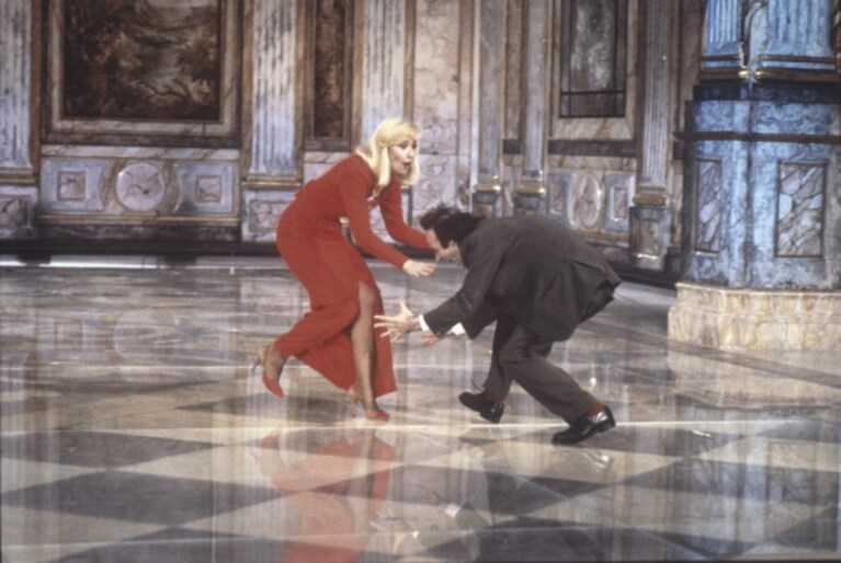 Benigni con Raffaella Carrà, Fantastico, 1991