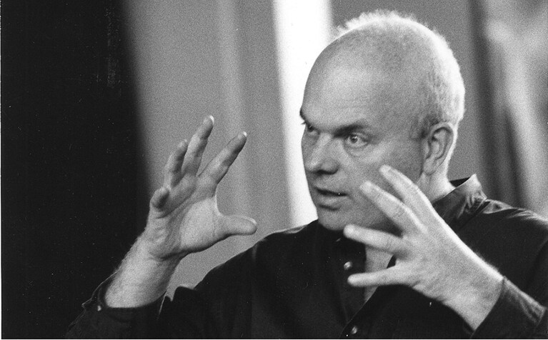 Il regista inglese Declan Donnellan