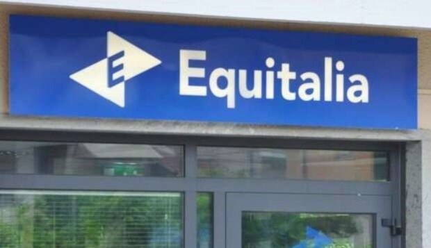 Finisce tra i cattivi pagatori per un debito di 1 euro: “Equitalia mi blocca l’azienda”