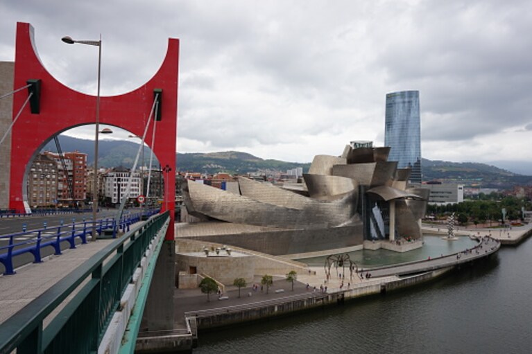 L'Arc Rouge, Bilbao