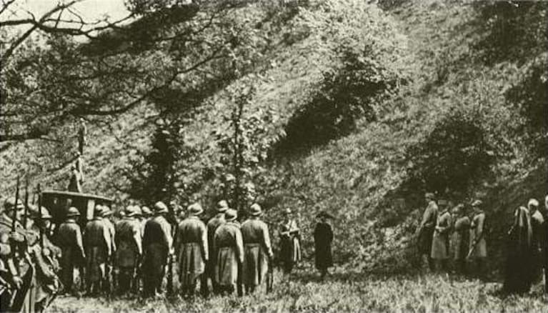 L'immagine dell'esecuzione di Mata Hari (1917)
