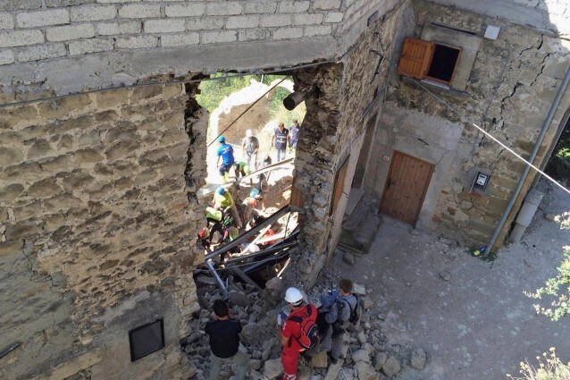 Forte terremoto in centro Italia